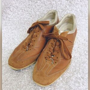 Tod’s Womens Size 6.5 Suede Trimmed Lace Up Shoes